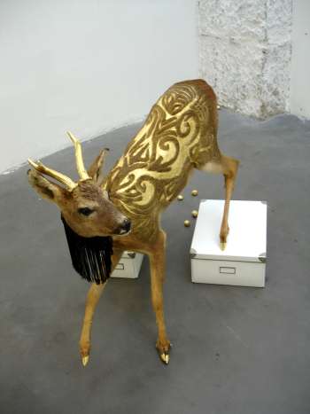 Villa Caméline : Polterguest