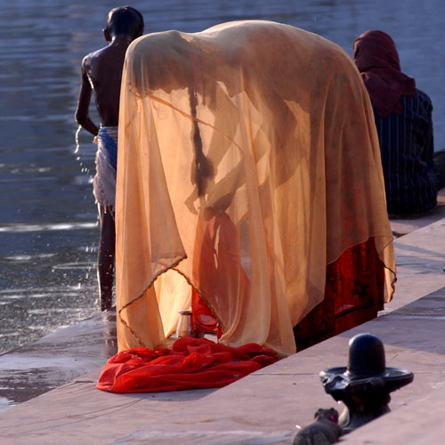 Altro Cose Cosi : L’inde de Roger Bella